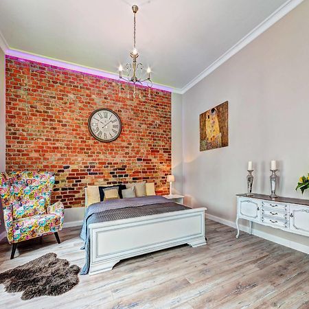 E-Apartamenty Swiety Marcin Познань Экстерьер фото