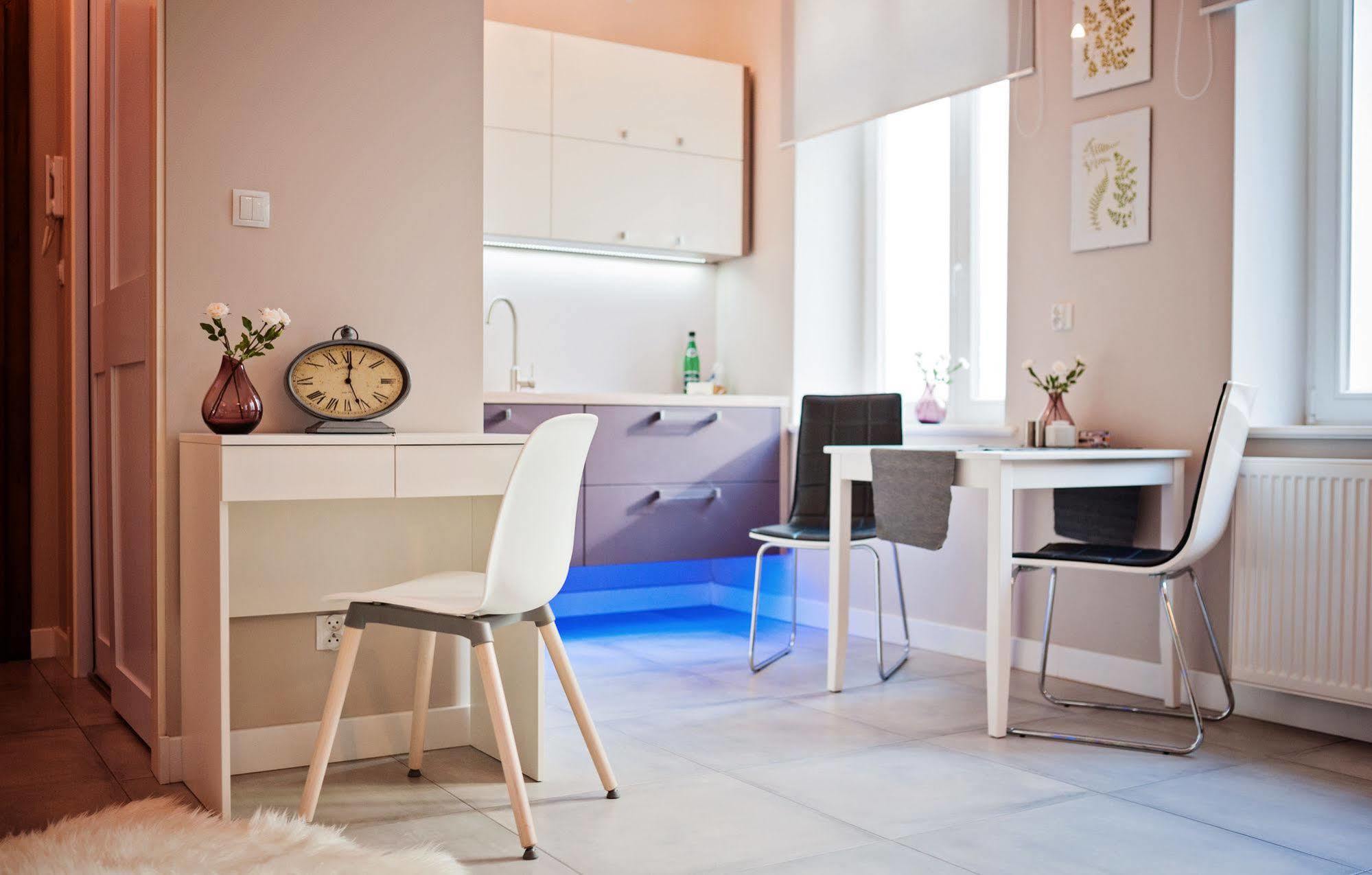 E-Apartamenty Swiety Marcin Познань Экстерьер фото